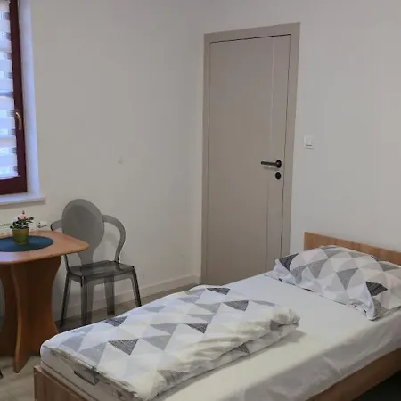Dworek Gorce Kamienica (Limanowa)